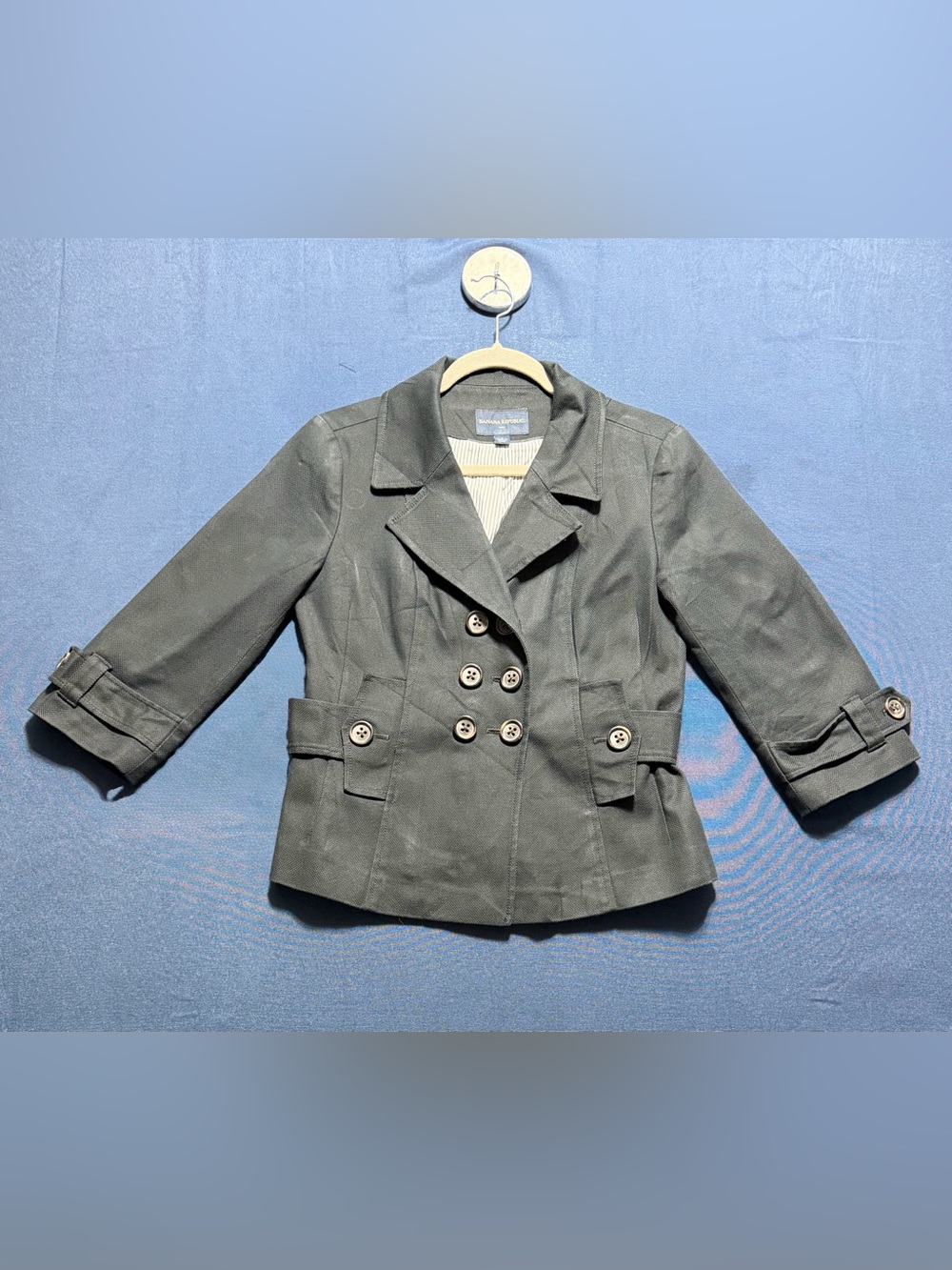 100% Cotton / 2% Spandex Size 4 NWOT Banana Republic Double Breasted Crop Blazer